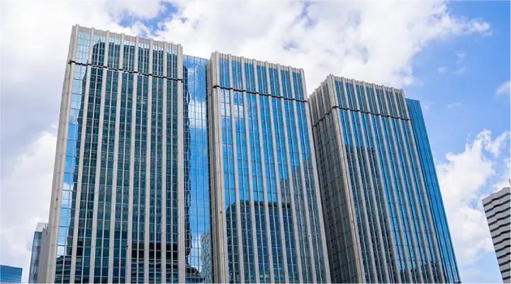 関西支社 アクア堂島東館の外観